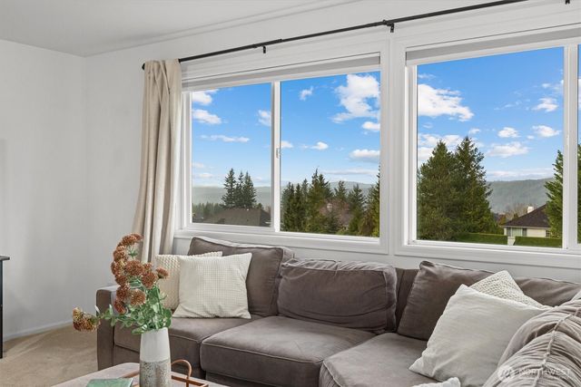 35204 SE Augusta Place, Snoqualmie, WA 98065