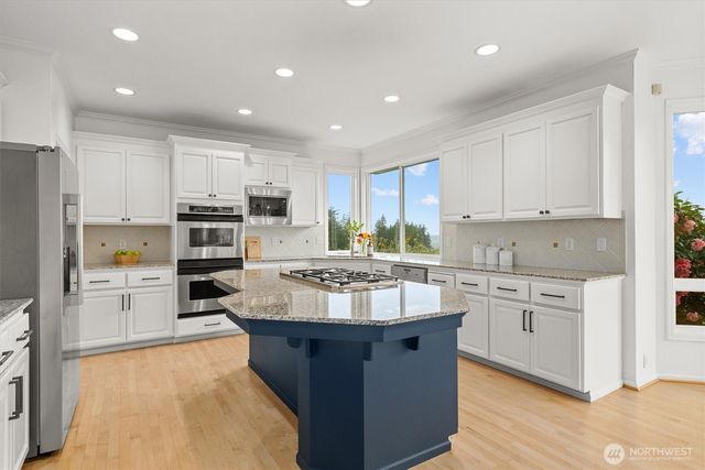 35204 SE Augusta Place, Snoqualmie, WA 98065