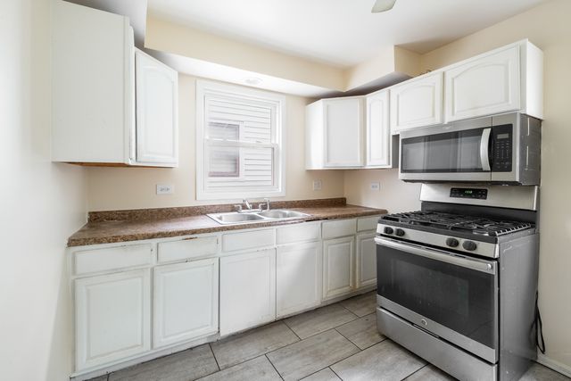 12416 S Princeton Avenue, Chicago, IL 60628