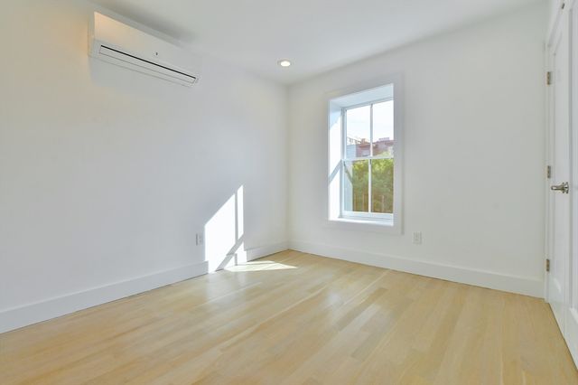 55 E Springfield 4, Boston, MA 02118