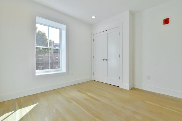 55 E Springfield 4, Boston, MA 02118