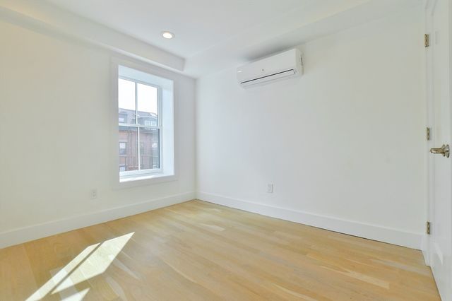 55 E Springfield 4, Boston, MA 02118