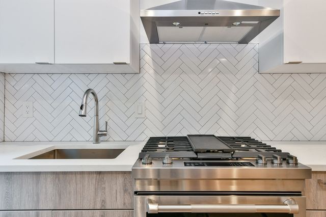 55 E Springfield 4, Boston, MA 02118