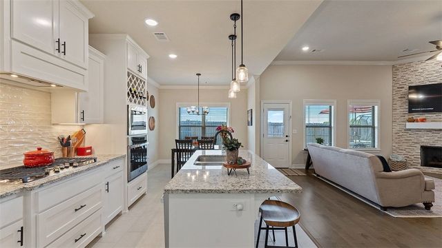 7300 SW Walnut Grove, Bentonville, AR 72713