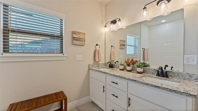 7300 SW Walnut Grove, Bentonville, AR 72713