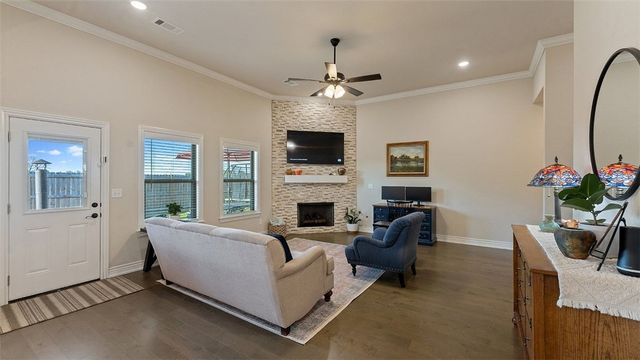 7300 SW Walnut Grove, Bentonville, AR 72713