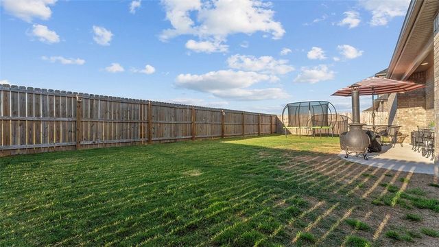 7300 SW Walnut Grove, Bentonville, AR 72713