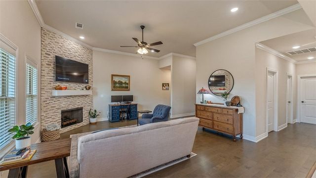 7300 SW Walnut Grove, Bentonville, AR 72713