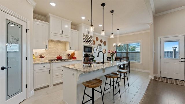 7300 SW Walnut Grove, Bentonville, AR 72713