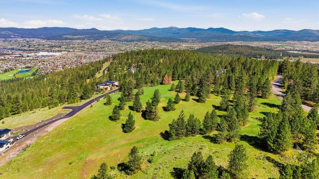19 Greenridge Dr, Liberty Lake, WA 99019