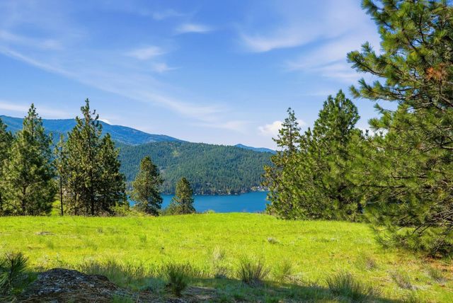 19 Greenridge Dr, Liberty Lake, WA 99019