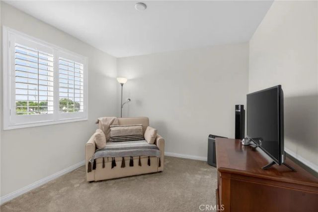 944 Half Moon Avenue, Redlands, CA 92374