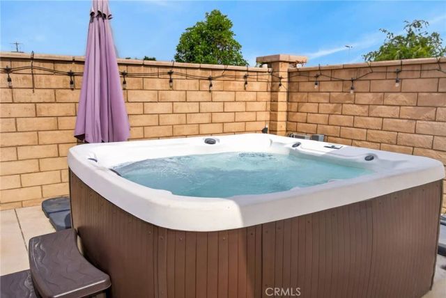 944 Half Moon Avenue, Redlands, CA 92374