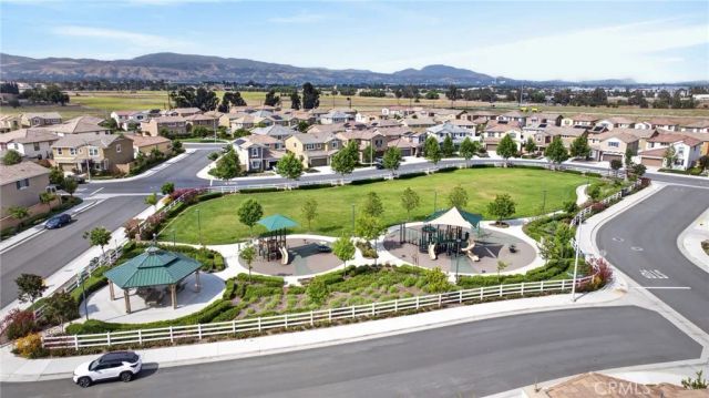 944 Half Moon Avenue, Redlands, CA 92374