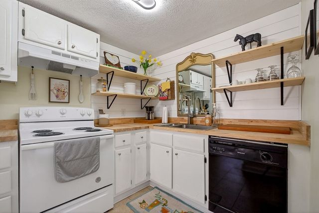 41 N Maple Ave, Cookeville, TN 38501