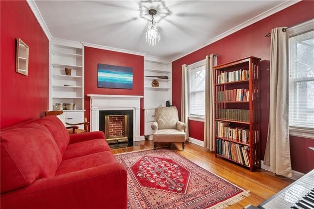 5130 Pembroke Pl, Shadyside, PA 15232