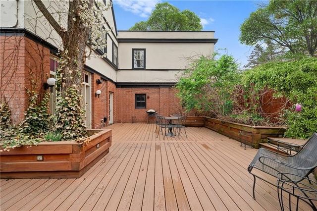 5130 Pembroke Pl, Shadyside, PA 15232