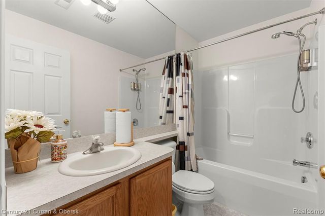 23970 Northstone Village Drive, Taylor, MI 48180