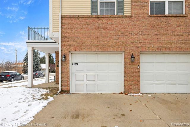 23970 Northstone Village Drive, Taylor, MI 48180