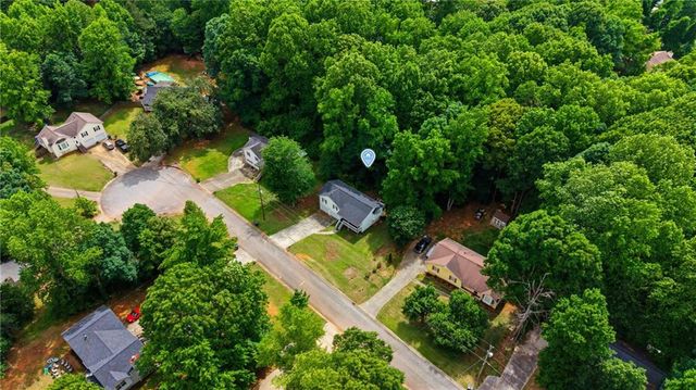 134 Landing Lane, Powder Springs, GA 30127