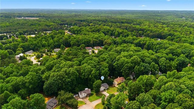 134 Landing Lane, Powder Springs, GA 30127