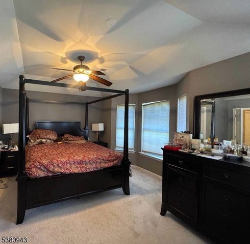 56 Congressional Blvd, Washington Twp., NJ 07882