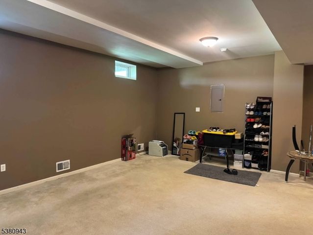 56 Congressional Blvd, Washington Twp., NJ 07882