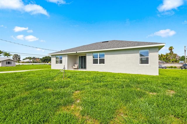 4671 SW Albacore Street, Port St. Lucie, FL 34953