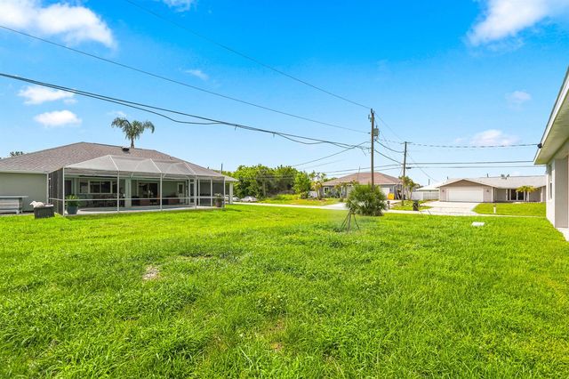 4671 SW Albacore Street, Port St. Lucie, FL 34953