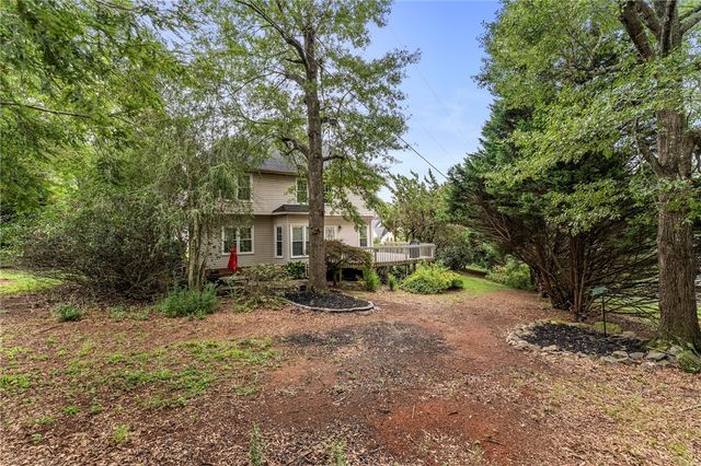 104 Roxbury Court, Anderson, SC 29625