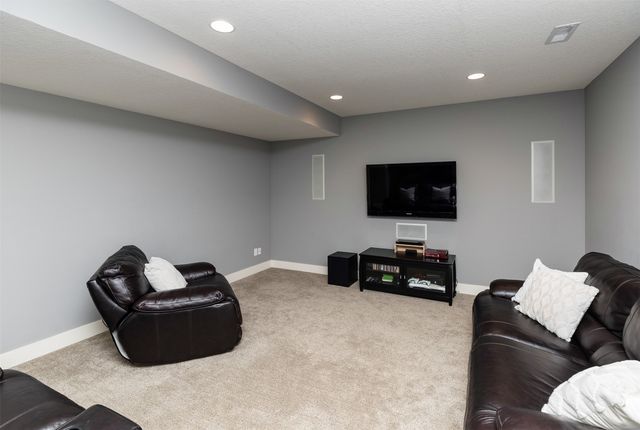 1905 Normandy Drive, Carlisle, IA 50047
