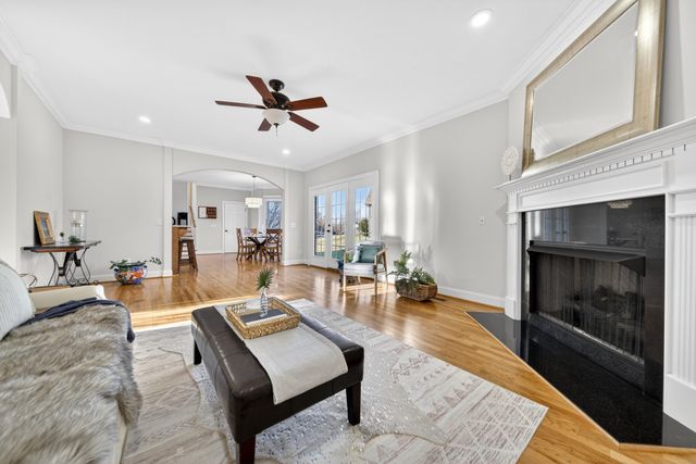 139 Thornwood Pl, Hendersonville, TN 37075