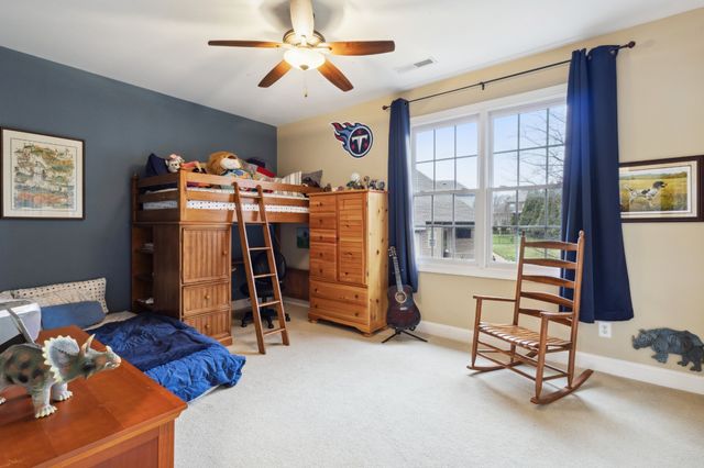 139 Thornwood Pl, Hendersonville, TN 37075