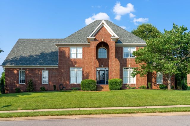 139 Thornwood Pl, Hendersonville, TN 37075