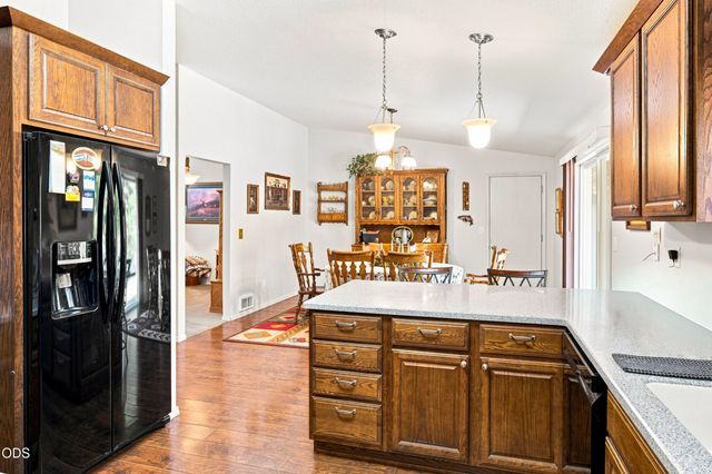 15654 Twin Drive, La Pine, OR 97739