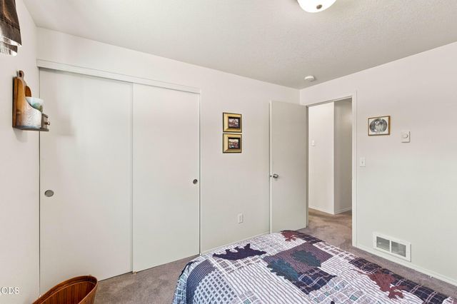 15654 Twin Drive, La Pine, OR 97739