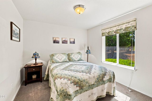 15654 Twin Drive, La Pine, OR 97739