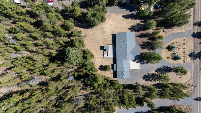 15654 Twin Drive, La Pine, OR 97739