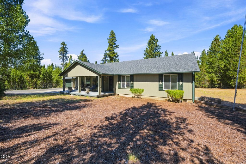 15654 Twin Drive, La Pine, OR 97739