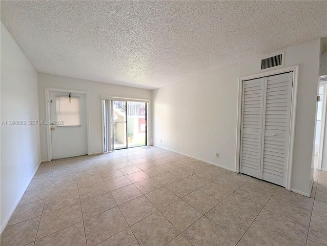 11394 Royal Palm Blvd 11394, Coral Springs, FL 33065