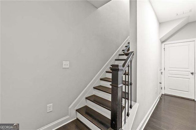 4435 Donahue Avenue, Sugar Hill, GA 30518