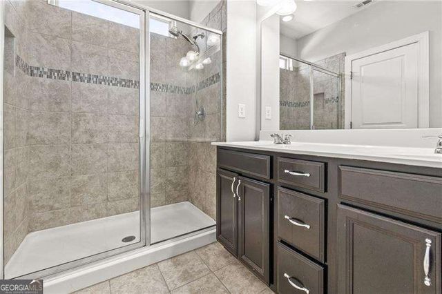 4435 Donahue Avenue, Sugar Hill, GA 30518