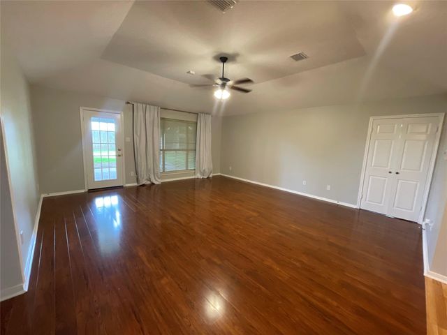 7110 Pembrough Lane, Katy, TX 77494