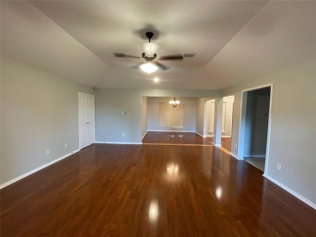 7110 Pembrough Lane, Katy, TX 77494