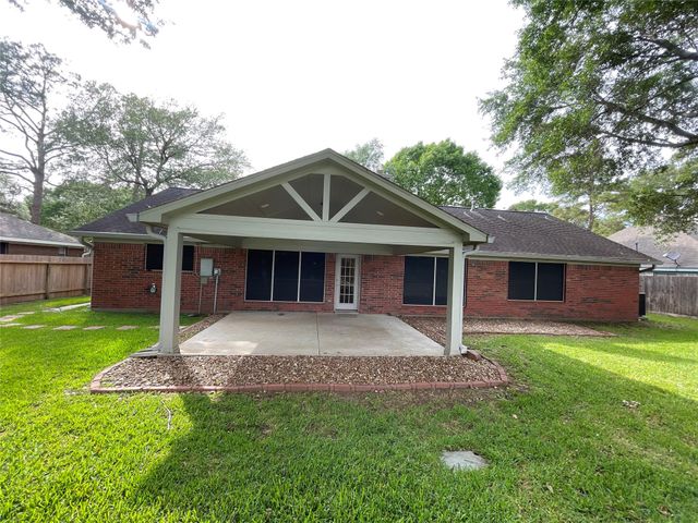 7110 Pembrough Lane, Katy, TX 77494