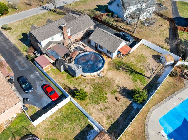 112 Breckenridge Rd, Tullahoma, TN 37388