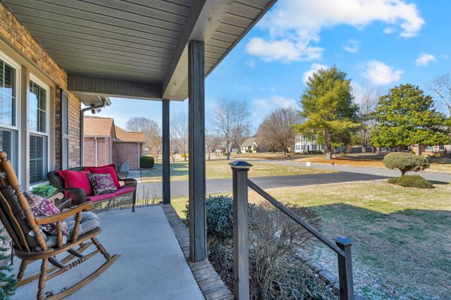 112 Breckenridge Rd, Tullahoma, TN 37388