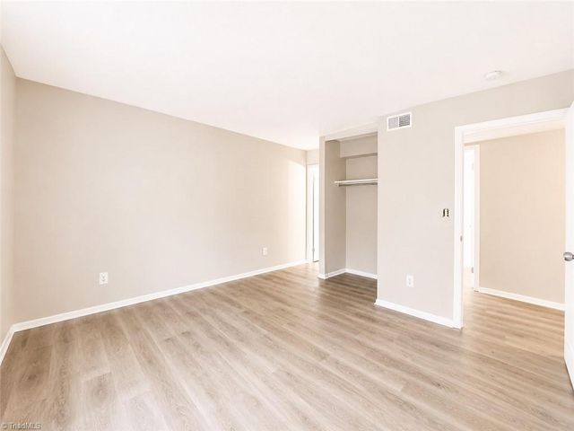 2235 Sunderland Road 98c, Winston-salem, NC 27103