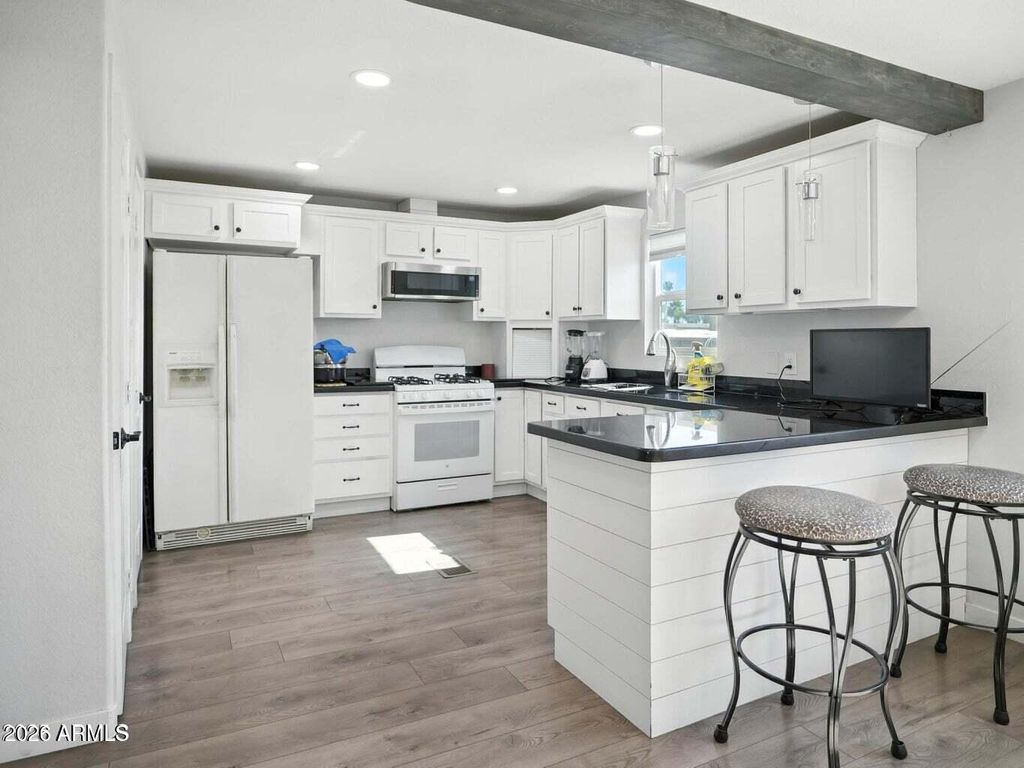 1001 N 43RD Avenue 282, Phoenix, AZ 85009 — exterior