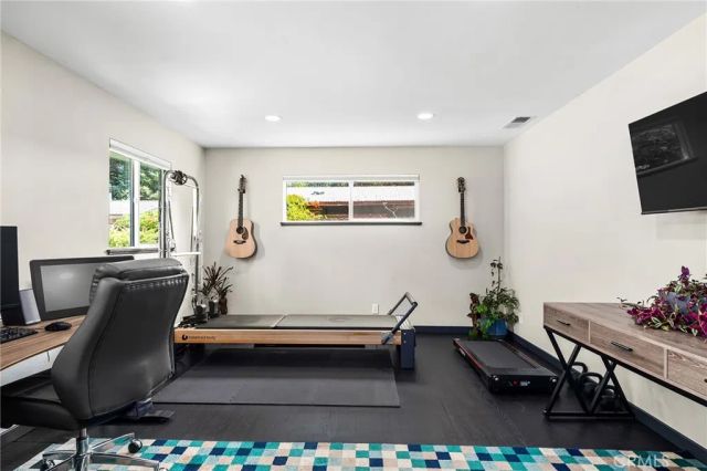 9 Montclair Drive, Chico, CA 95926